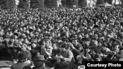 Эътирозгарон дар маркази Душанбе