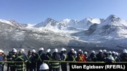 «Центерра Голд» иштеткен Кумтөр алтын кенинде уюштурулган тур. 2017-жыл.