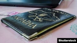 Російська пропаганда тиражує інформацію про негативні наслідки щодо ухвалення законопроєкту щодо множинного громадянства в України