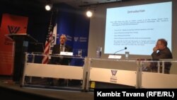 جوزف درسن (راست) و بایرام بالچی