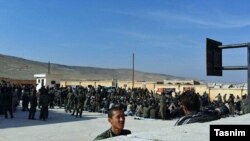 یکی از پایگاه‌های استقرار نیروهای موسوم به لشکر فاطمیون در نزدیکی حلب. این لشکر که توسط ایران سازماندهی شده متشکل از شیعیان افغان است.