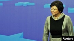 Gyrgyzystanyň prezidenti Roza Otunbaýewa