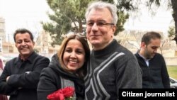 استقبال همسر سعید رضایی از او، پس از آزادی از حبس ۱۰ ساله