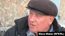 Александр Конради, работник АО "Карагандинский завод асбестоцементных изделий". Карагандинская область, поселок Актау, 7 апреля 2011 года.