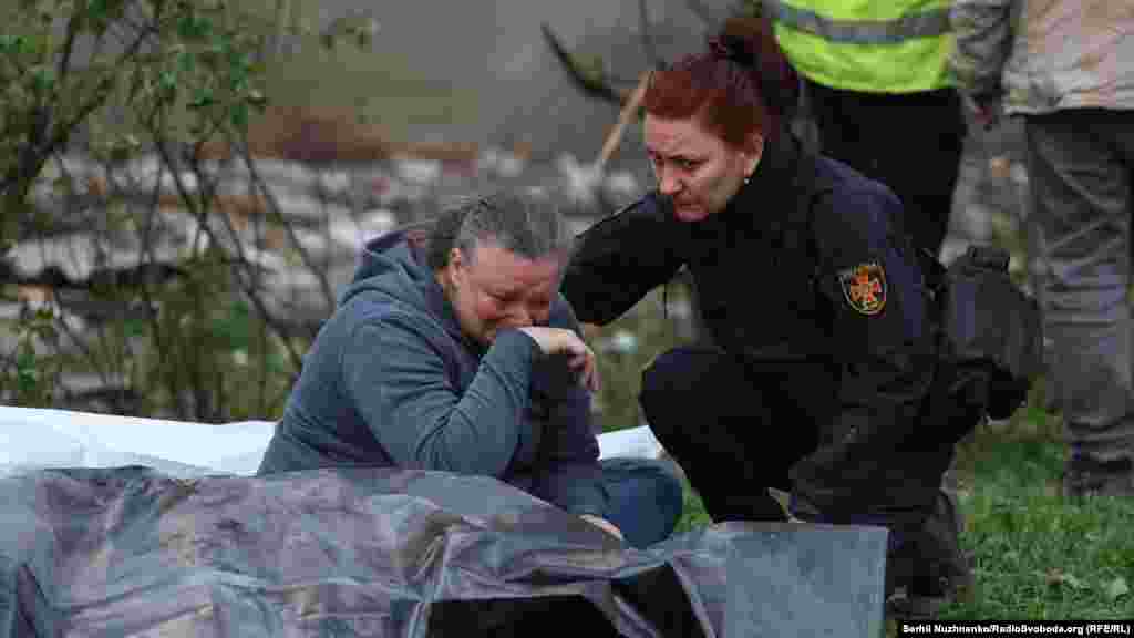 Tijelo žrtve ruskog napada na Kijev