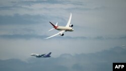 بوئینگ ایرایندیا در کنار ایرباس تای ایرویز