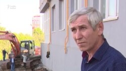 Уфада тугыз катлы йорт янында җир ишелде