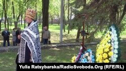 Відновлення хреста і вшанування пам’яті бійців УНР у Дніпропетровську, 9 травня 2011 року