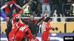 Iran--Tehran, Perspolis 2 Esteghlal 1, Iranian football league