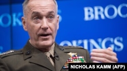 ژنرال دانفورد می‌گوید گزینه‌هایی که برای مقابله باد داعش مد نظر است، به گونه‌ای نیست که «با حل یک مشکل، مشکل دیگری ایجاد کند».