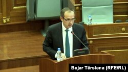 Головою уряду став 44-річний професор економіки Авдуллах Хоті