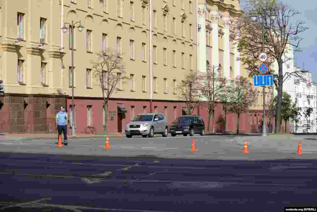 Перакрыты рух на вуліцы Камсамольскай