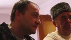 Olarnı azat etecekler. Buña inanam – «Veciye Kaşka davası» mabüsiniñ ömür arqadaşı (video)