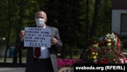 Мікалай Салянік на Дзень Перамогі. 9 траўня 2020 году
