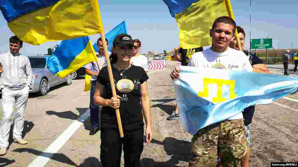 Avto yürüş «Çonğar» kiriş-çıqış kontrol noqtası – Qırım ile memuriy sıñırda yekünlendi