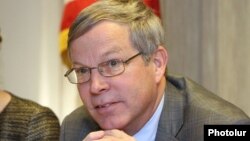 Հայաստանում ԱՄՆ դեսպան Ջոն Հեֆերն