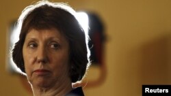 Кэтрин Эштон Каирде, 30-июль, 2013.