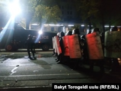 Разгон митинга в Бишкеке, 5 октября 2020 года.