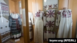 Кримська вишивка в Музеї імені Віри Роїк