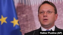 ԵՄ հարևանության և ընդլայնման հարցերով հանձնակատար Օլիվեր Վարհեի, արխիվ