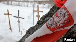 Траурная церемония на месте катастрофы под Смоленском