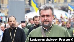 «Якщо капелан отримав поранення, лікуватися буде за власний кошт – в госпіталь дорогу йому закрито, бо він не є військовослужбовцем»
