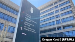 9 вересня Верховний суд Белграда повідомив, що ордер на арешт чоловіків був виданий ще 15 серпня