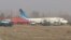 Ўш аэропортида авария бўлган Боинг-737 самолёти.