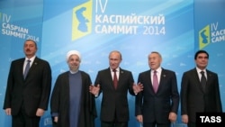 Президенты Азербайджана, Ирана, России, Казахстана и Туркменистана на IV саммите прикаспийских государств, Астрахань, 29 сетнября 2014. 