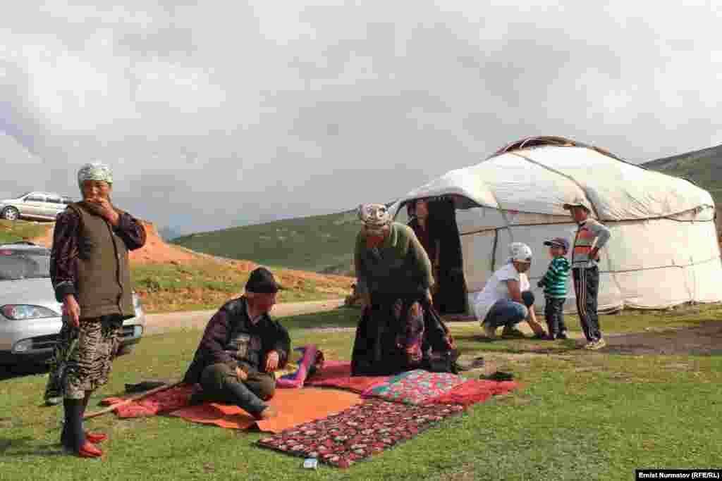 Глава семейного клана горцев с супругой на отдыхе