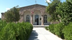 Դաշտի ՔՊ-ական գյուղապետի հորը կալանավորել են ոստիկանին ծեծելու համար, բաժնում էլ հորն են ծեծել 