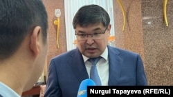 Қаржы министрі Мәди Такиев журналистер сұрағына жауап беріп тұр. Астана, 23 қазан, 2024 жыл.