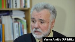 Komšić: Što više vreme prolazi životni problemi potiskuju temu Kosova