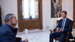 Башар Асад Иран телеканалына маек курууда.