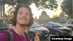 Станислав у собора в Поти (регион Самегрело)