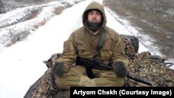 Артем Чех на фронті
