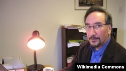 همایون کاتوزیان