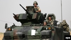 سربازان ترک در مرز سوریه و ترکیه