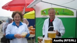 Гөлсинә һәм Анатолий Дегаевлар