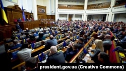 Президент України Володимир Зеленський під час виступу у Верховній Раді. Київ, 19 листопада 2024 року