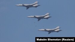 Ռուսական Տու-22Մ3 ռմբակոծիչները զորախաղերի ժամանակ, արխիվ