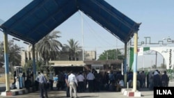 خبرگزاری ایلنا: کارگران بازداشتی با «سپردن تعهد» آزاد شدند اما از محتوای این تعهد، اطلاعی در دست نیست