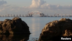 Будівництво мосту через Керченську протоку. Архівне фото