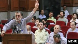 محمد عطریان‌فر در جلسه دادگاه دهم مرداد