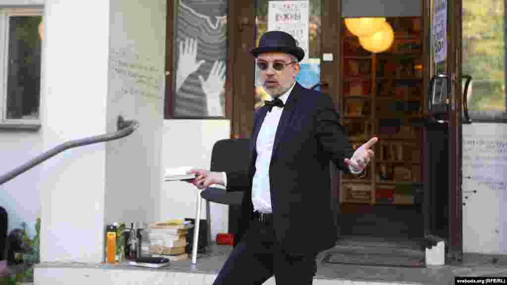 Альгерд Бахарэвіч