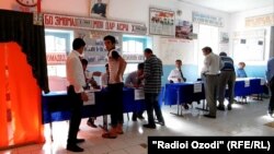 Падчас галасаваньня на рэфэрэндуме ў Таджыкістане