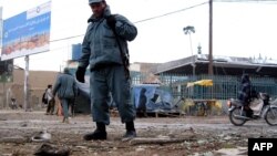 Полиция на месте одного из терактов в Афганистане