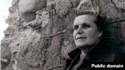 Ларыса Геніюш, архіўнае фота