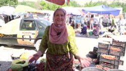 Кыргыз-тажик чек арасы: Кардар күткөн базар  