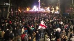 Тисячі людей у Тбілісі вимагали звільнити Саакашвілі – відео